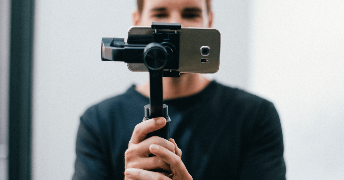 Jak montować filmy w telefonie? TOP 5 aplikacji