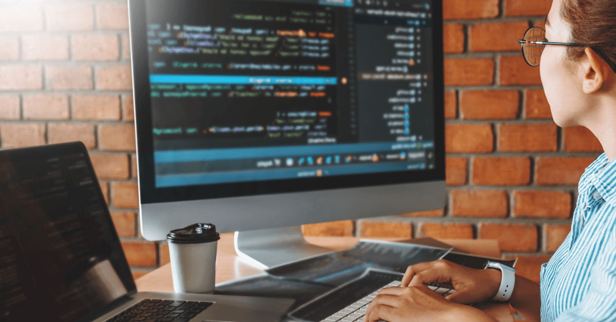 Kim jest back-end developer i jak nim zostać?