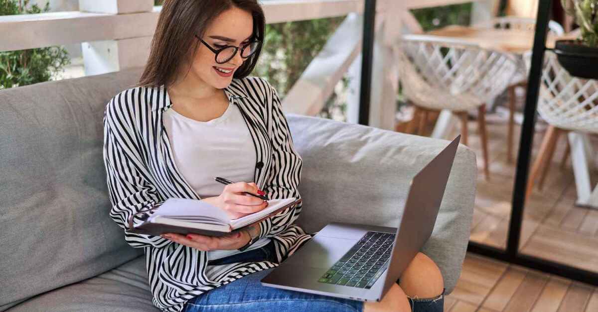 Dlaczego warto korzystać z kursów online?