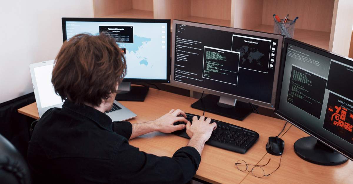 Co to jest ethical hacking? Jak zostać etycznym hakerem?