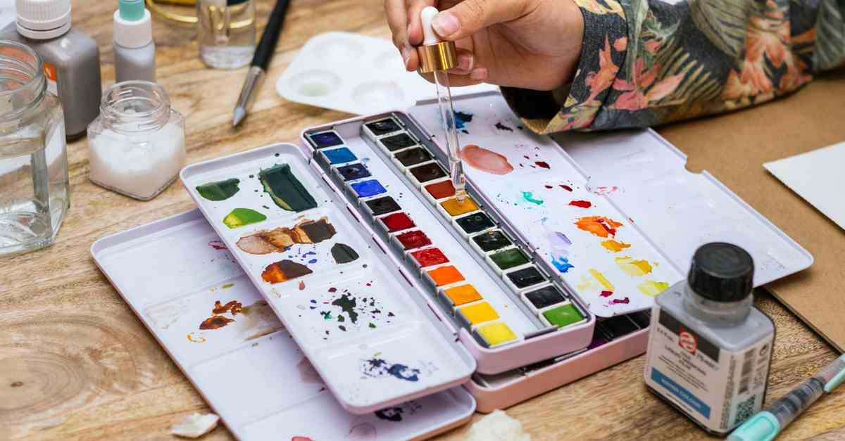 9 popularnych technik akwarelowych, które każdy artysta powinien znać