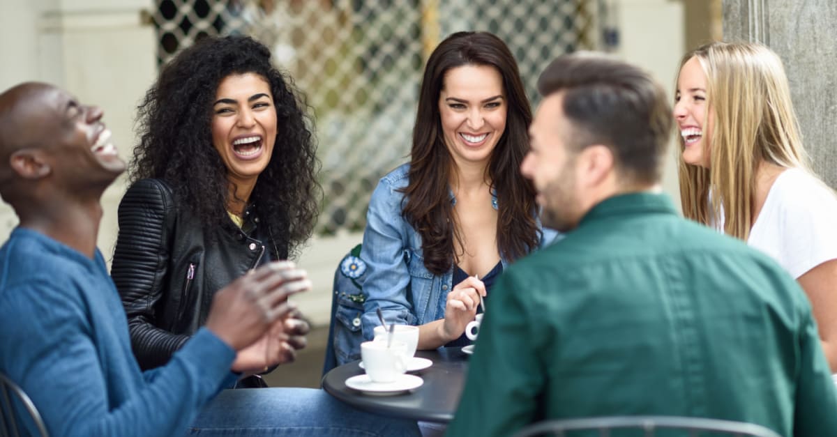 Sekrety efektywnej komunikacji: 10 technik, które zmienią Twoje życie zawodowe i prywatne