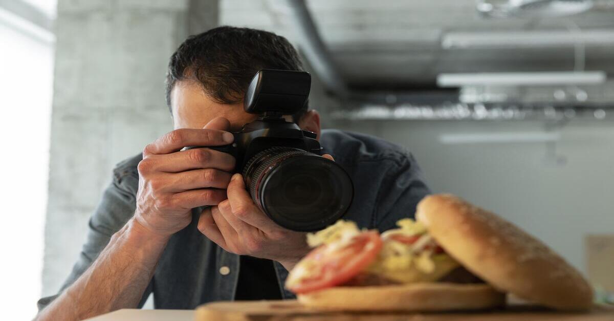 Podstawy fotografii kulinarnej: jak zadbać o idealne światło?