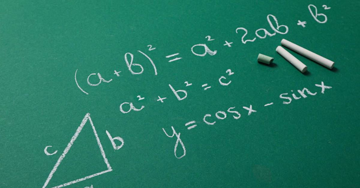 Co na pewno powtórzyć przed maturą z matematyki na poziomie podstawowym - pewniaki maturalne