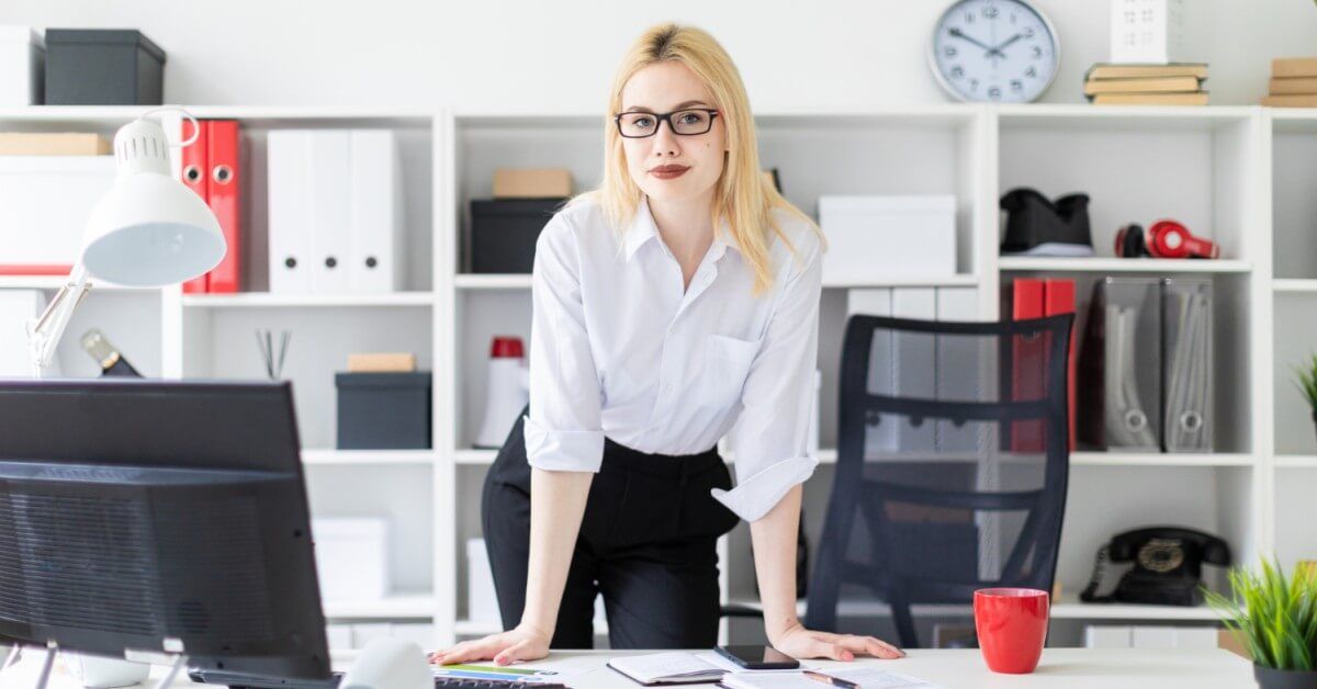 Najlepsze szkolenia dla pracowników biurowych – jakie umiejętności warto rozwijać?