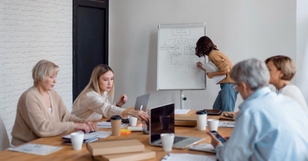 Tematy szkoleń dla pracowników – co najczęściej wybierają firmy?